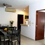 Gaviotas Condo 11 by Kamuvan